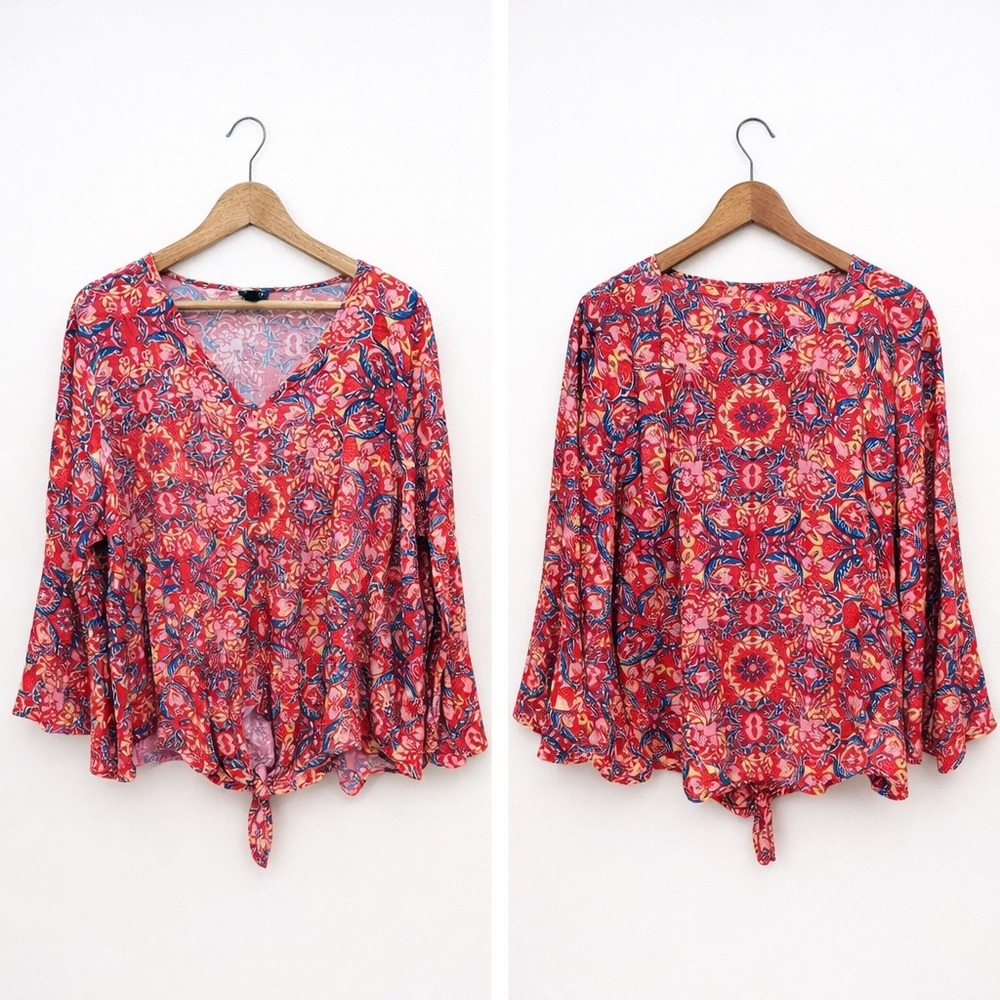 Torrid Red Floral Medallion Tie Front Bell Sleeve Top Plus Size 2 15372045